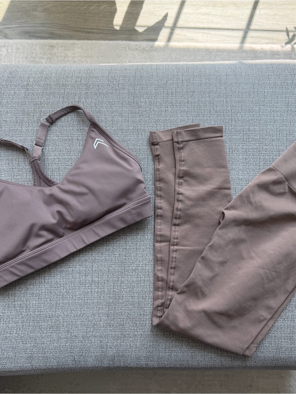 Oner Active Mauve Two-Piece Workout Set - Sports Bra & Leggings